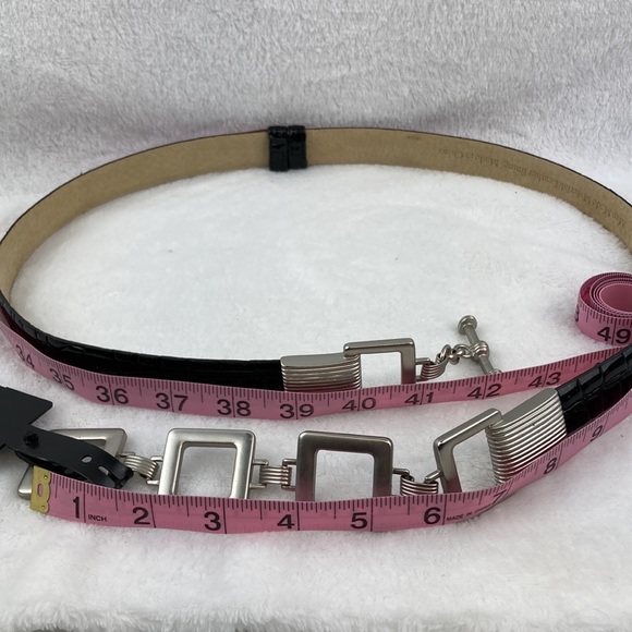 Ellen Tracy Women’s NWOT Reptile Embossed Belt OS - Picture 7 of 8